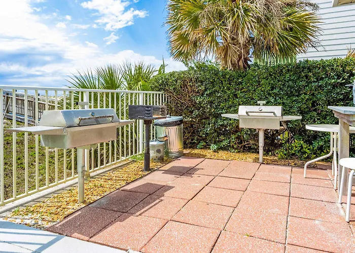 Holiday home Bright And Convenient Overlooking The Gulf Shared Pool Free Wifi Gulf Shores